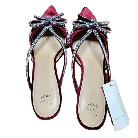 a new day Shoes - Women’s Gwen Rhinestone Bow Heels - A New Day Size 9